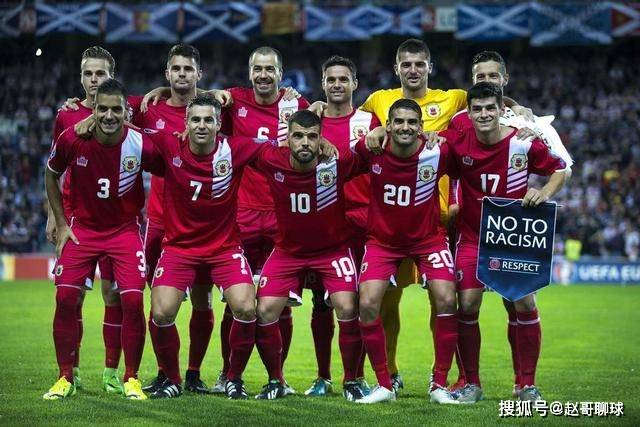 库里37分恩比德伤退 勇士大胜送76人四连败