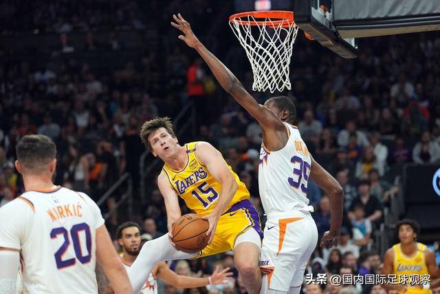 英格兰联赛杯8强赛 远藤航被利物浦评为队内最佳